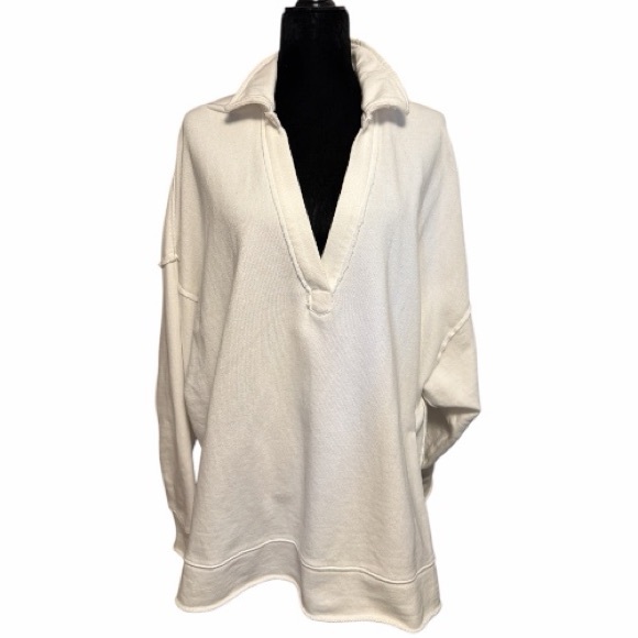 Aerie Collared Oversized Crewneck White V-Neck Sweater - Picture 5 of 10